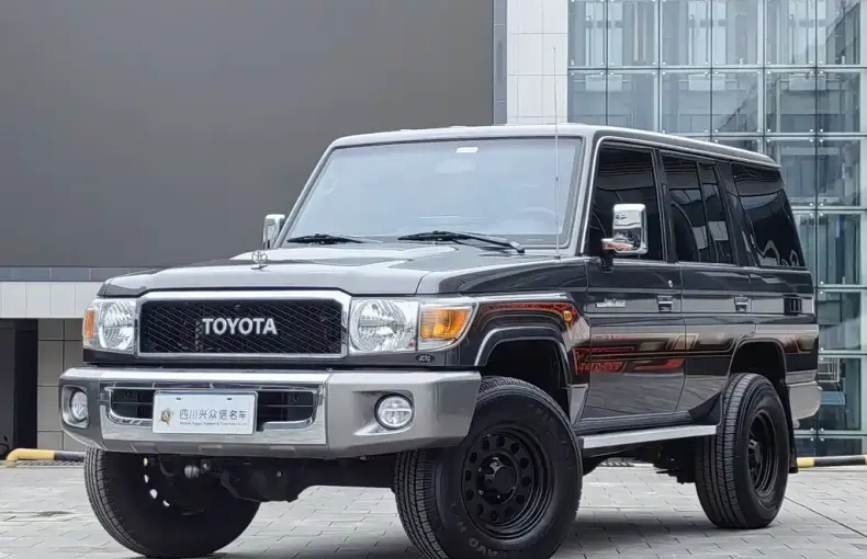 Toyota Land Cruiser 2023 из Китая