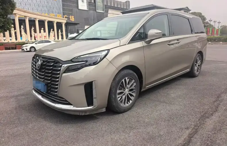 Buick GL8 2023 из Китая