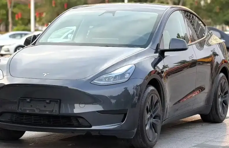 Tesla Model Y 2024 из Китая