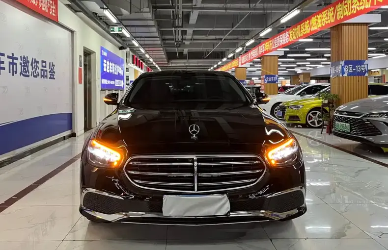 Mercedes-Benz E-Class 2023 из Китая