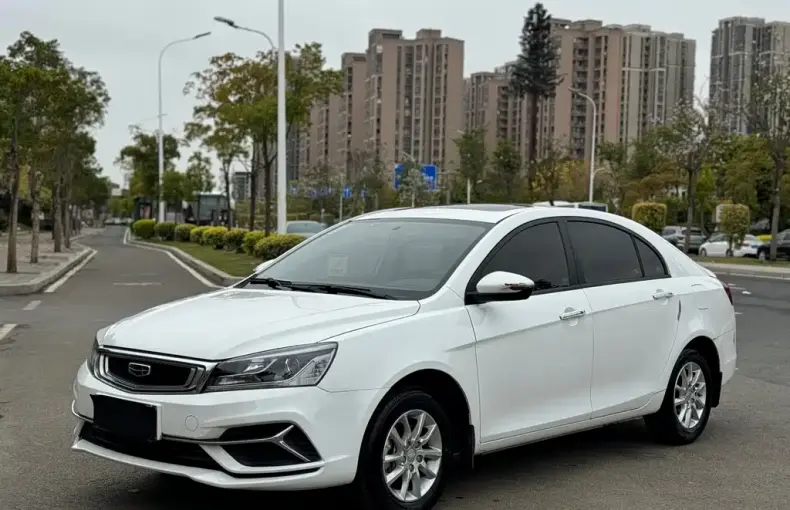 Geely Emgrand 2020 из Китая