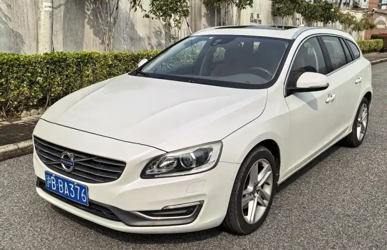 Volvo V60 2016 из Китая