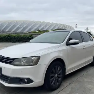 Volkswagen Sagitar 2014 из Китая