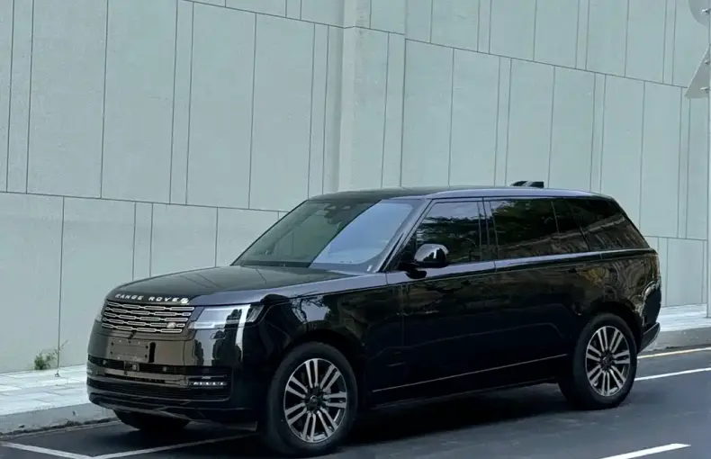 Land Rover Range Rover 2023 из Китая