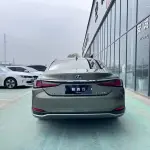 Lexus ES 2023 из Китая