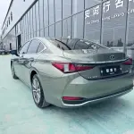 Lexus ES 2023 из Китая
