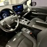 Toyota Granvia 2023 из Китая