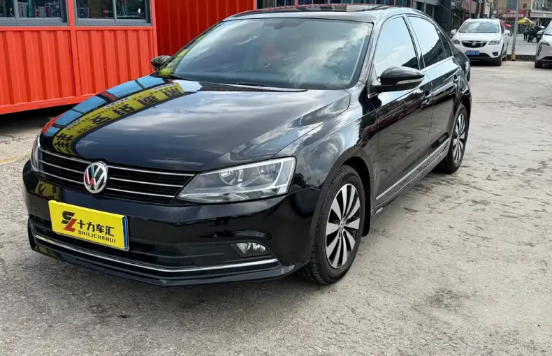 Volkswagen Sagitar 2018 из Китая