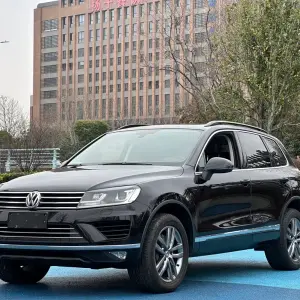 Volkswagen Touareg 2017 из Китая