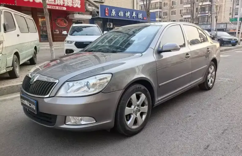 Skoda Octavia 2011 из Китая