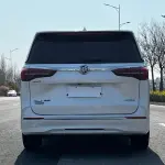 Buick GL8 2022 из Китая