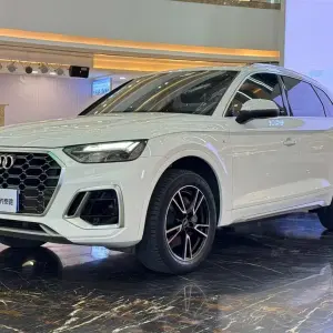 Audi Q5L 2021 из Китая