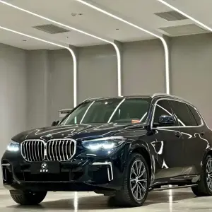 BMW X5 2023 из Китая