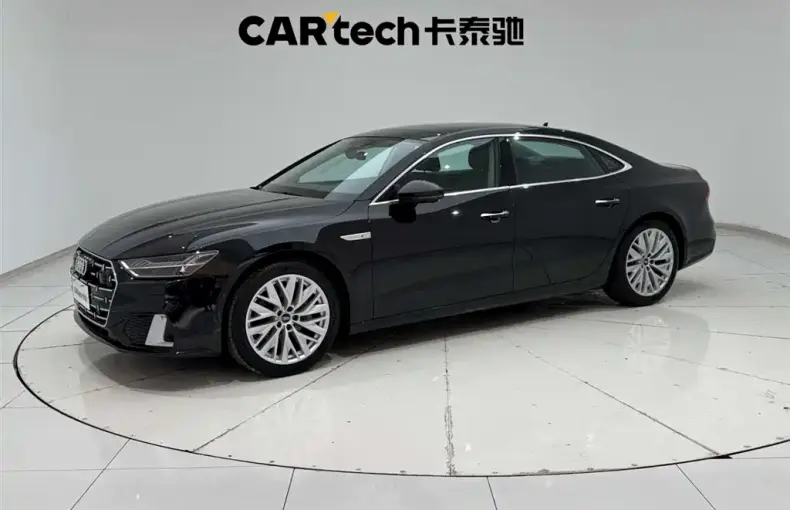 Audi A7L 2024 из Китая