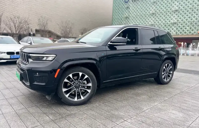 Jeep Grand Cherokee 4xe (Import) 2025 из Китая