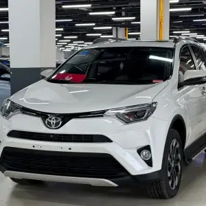 Toyota RAV4 2017 180 л.с. из Китая