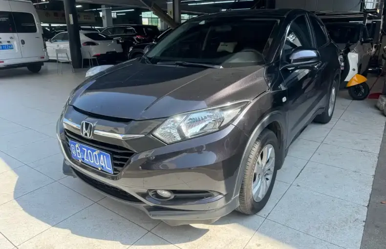 Honda Vezel 2016 из Китая