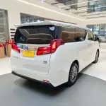 Toyota Alphard 2021 из Китая