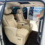 Toyota Alphard 2021 из Китая