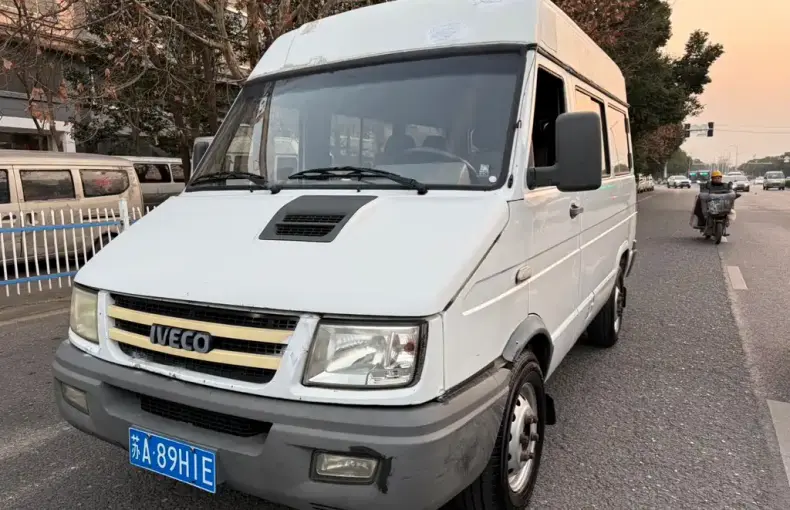 IVECO Daily 2015 из Китая