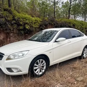 BAIC Senova D50 2015 из Китая