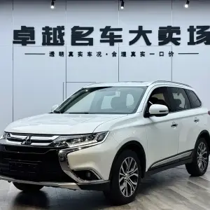 Mitsubishi Outlander 2018 из Китая