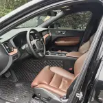 Volvo XC60 2023 250 л.с. — лот 57650068 из Китая