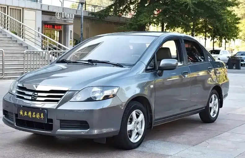 Everus Everus S1 2012 из Китая