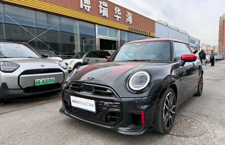 MINI Mini JCW 2025 из Китая