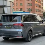 Roewe iMAX8 2021 из Китая