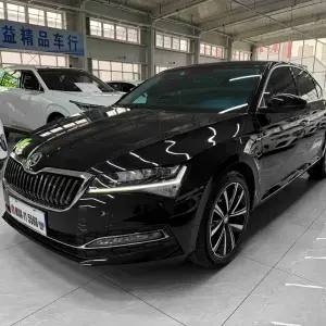 Skoda Superb 2022 из Китая