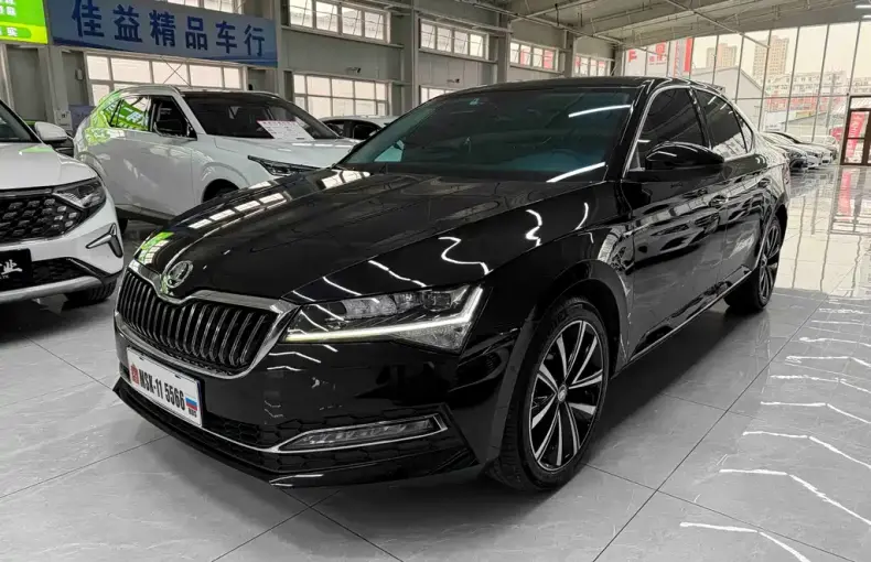 Skoda Superb 2022 из Китая