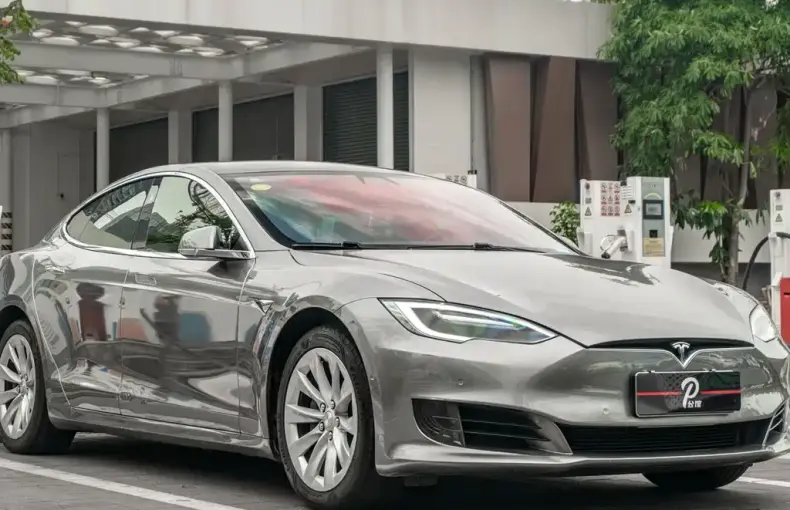 Tesla Model S 2017 из Китая