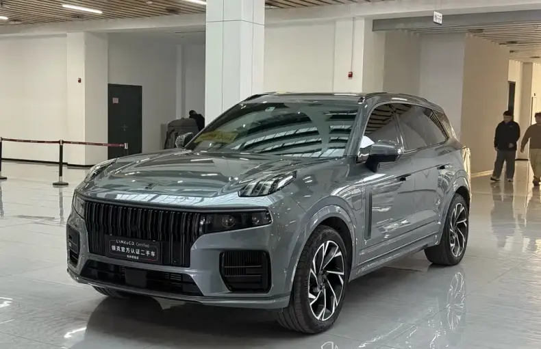 Lynk & Co 09 EM-P 2022 из Китая