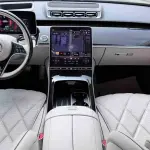 Mercedes-Benz S-Class 2023 из Китая