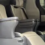 Toyota Sienna 2023 из Китая