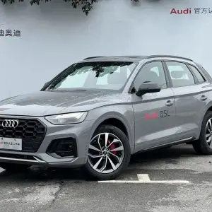 Audi Q5L 2024 190 л.с. 190 л.с. 190 л.с. 190 л.с. 190 л.с. из Китая