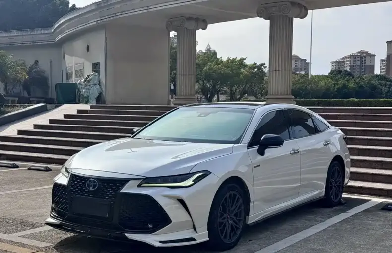 Toyota Avalon 2023 из Китая