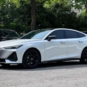 Changan UNI-V 2022 из Китая