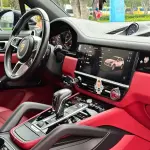 Porsche Cayenne Hybrid 2022 386 л.с. из Китая