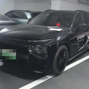 XPeng G9 2025 лот 57721104 из Китая