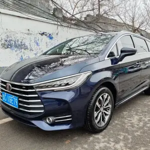BYD MAX 2020 из Китая