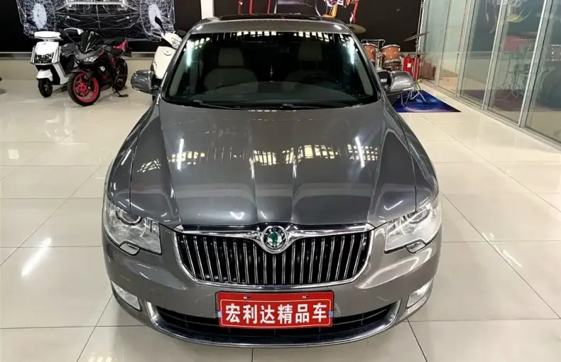 Skoda Superb 2010 из Китая