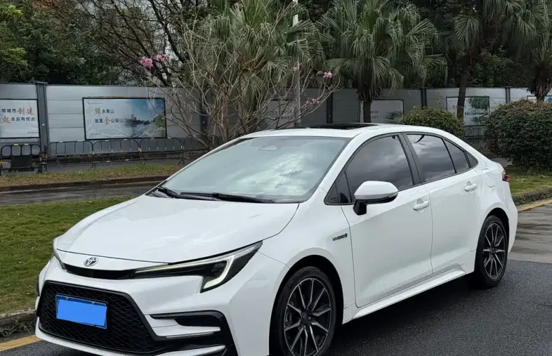 Toyota Levin 2023 из Китая