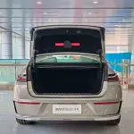 BMW i7 2022 из Китая