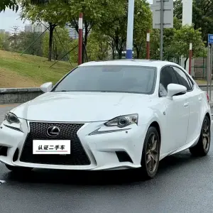 Lexus IS 2016 из Китая