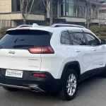 Jeep Cherokee 2017 175 л.с. — лот 57731731 из Китая