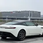 Aston Martin DB11 2017 608 л.с. из Китая
