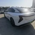 Hongqi Hongqi EH7 2024 лот 57675371 из Китая