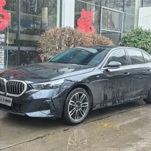 BMW 5 Series 2025 258 л.с. 258 л.с. из Китая